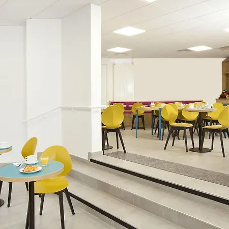 アパートホテル セジュール＆アフェール デヴ