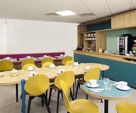 Apart-hotel Sejours & Affaires Paris-davout 4*