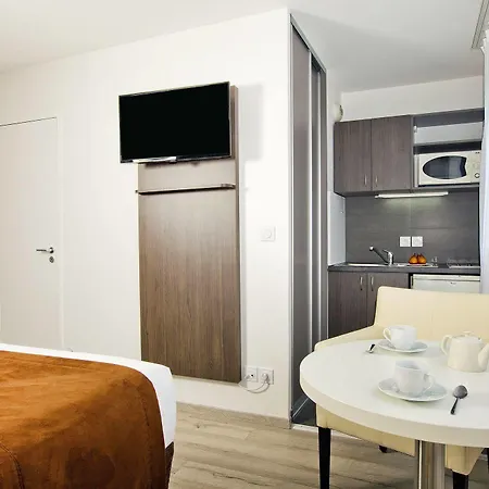 Sejours & Affaires Paris-davout 3* Párizs