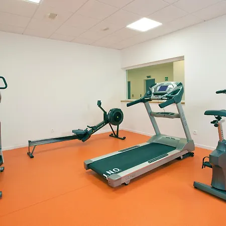 セジュール＆アフェール デヴ 4* パリ