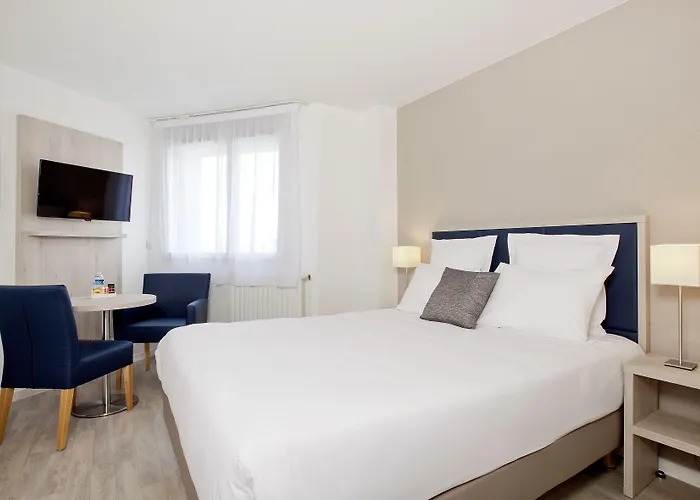 Апарт-отель Sejours & Affaires Paris-davout 4*