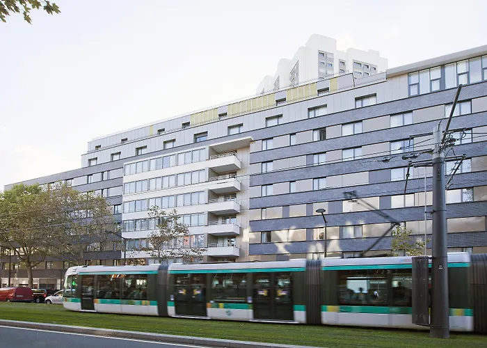 Sejours & Affaires Paris-davout Париж