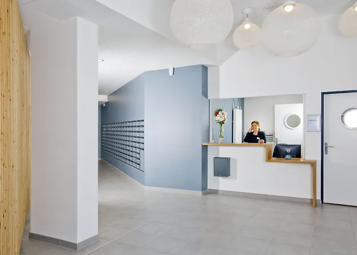 Sejours & Affaires Paris-davout 4*