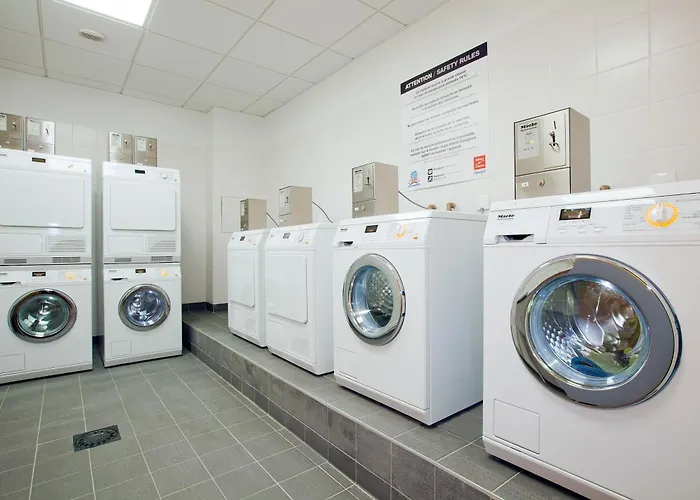 Sejours & Affaires Paris-davout 4*