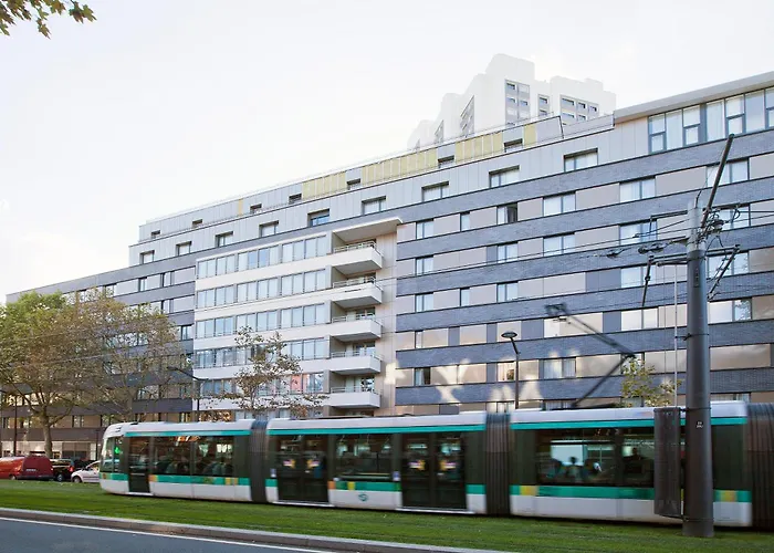 Апарт-отель Sejours & Affaires Paris-davout