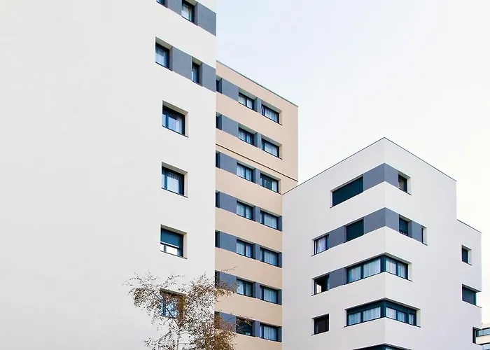 Sejours & Affaires Paris-davout Apartahotel París