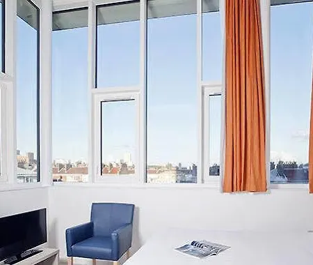 Sejours & Affaires Paris-davout 4* Paris